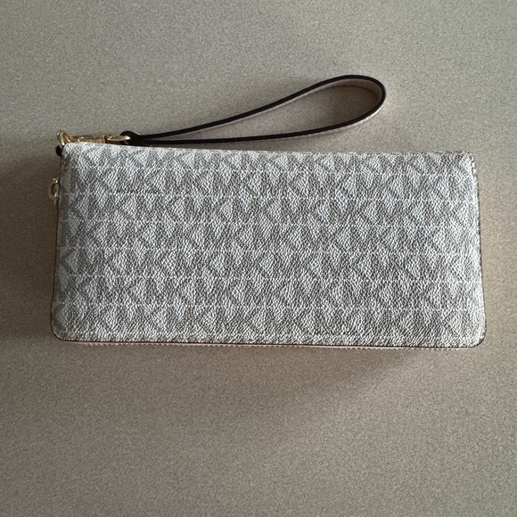 Michael Kors MICHAEL Michael Kors Jet Set Travel Continental Wallet Wristlet - Picture 9 of 11